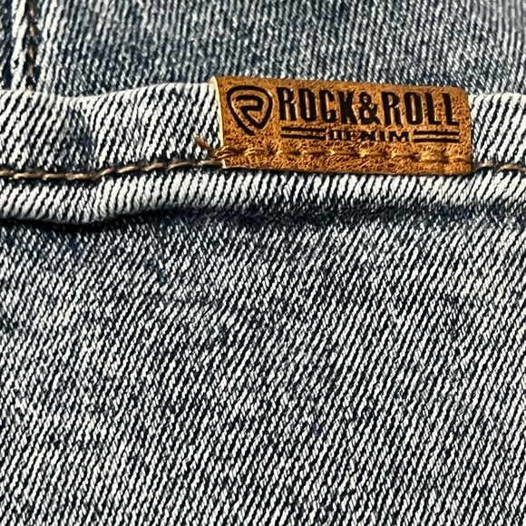 #3147. Rock & Roll Bargain Button Bell Bottom Light Wash Jeans w/Raw Hem. 27x34 - Picture 10 of 10